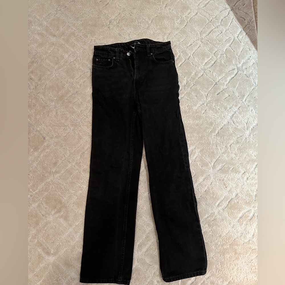 Weekday Jeans - Picture 2 of 2